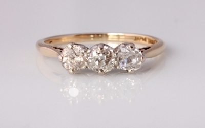 Gold Old Cut Trilogy Ring