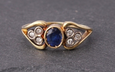 One Sapphire Six Diamond Ring