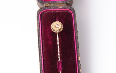 Gold Diamond Stick Pin