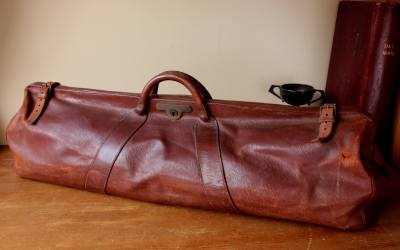 Leather Cricket Coffin Bag