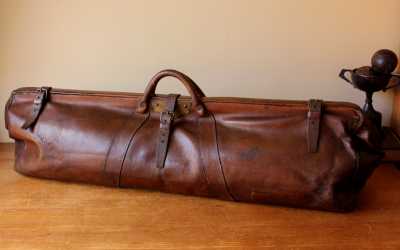 Long Vintage Cricket Bag