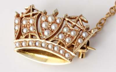 Pearl Gold Naval Crown Brooch