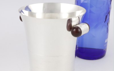 Red Handle Deco Ice Bucket
