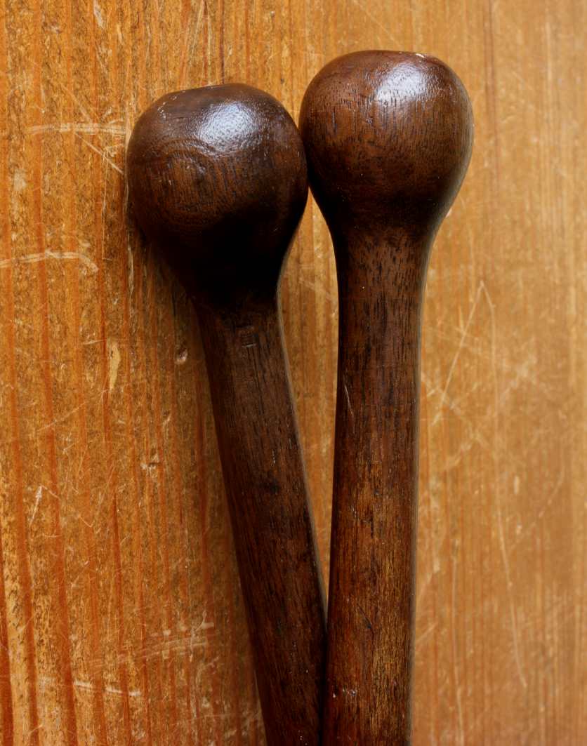 Pair Long Handled Wooden Indian Clubs Exercise Meels Weights 58cm